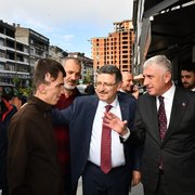 Başkan Sarıalioğlu ve Genç, Of Esnafını Ziyaret Etti