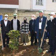 Ağaç dikme seferberliğine Of'tan destek