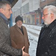 Başkan Sarıalioğlu, kara kışta esnafı ziyaret etti
